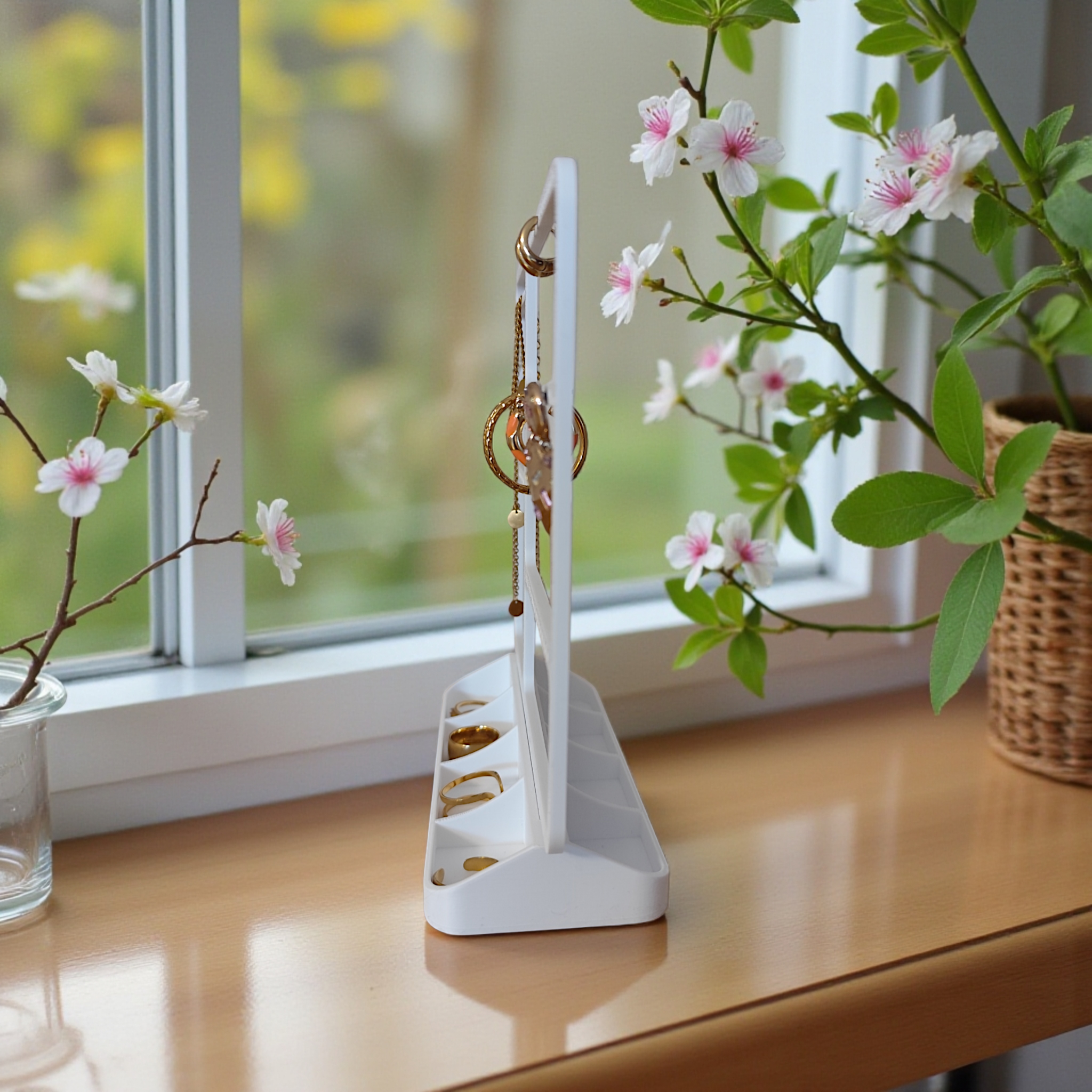 Moderne smykke-organizer